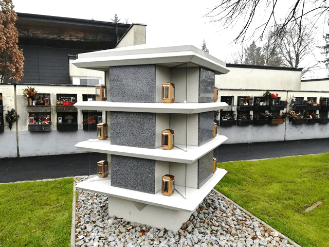Ansfelden Grableuchte Pagode